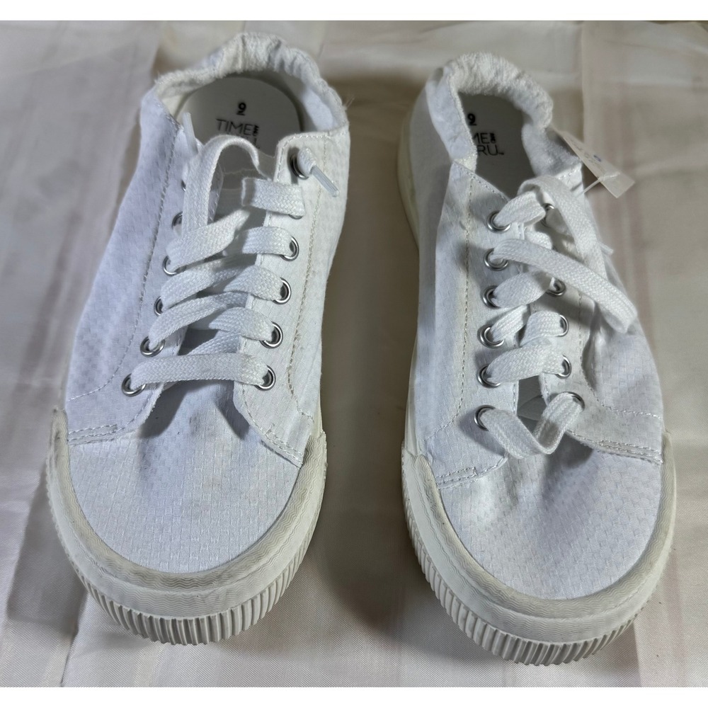 Time and Tru Womens White Canvas Scrunch Back Sneakers Size 9 Low Top Casual